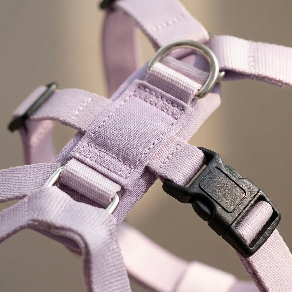 Escape proof dog harness, padded with top handle, reflective, Cow'S Milk Purple, detail