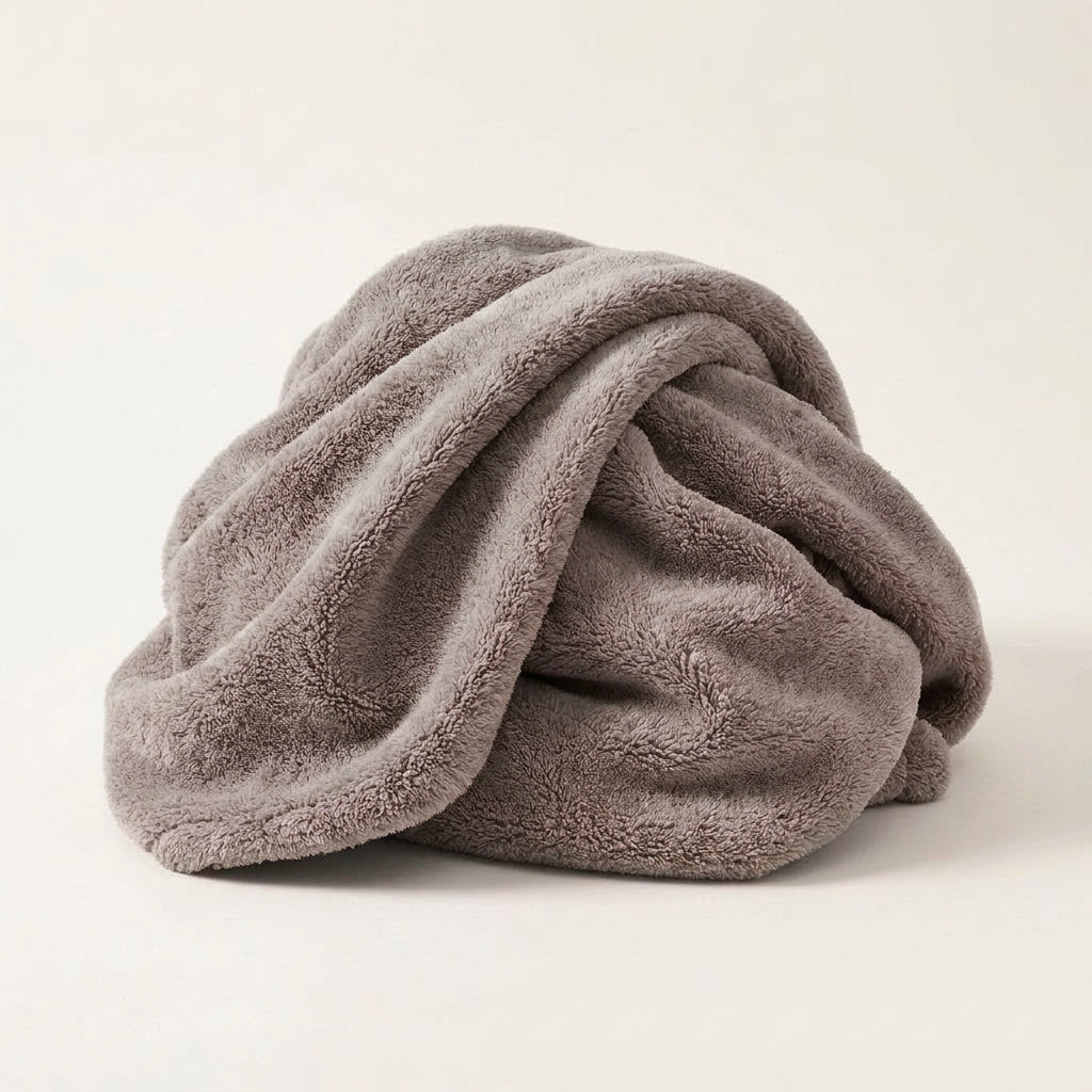 Dog drying towel, ultra absorbent microfibre, machine washable, Grey large, studio