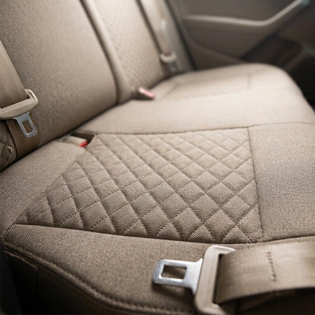 Dog car seat cover set, quilted with safety tether and washable liner, Beige-Xl Code, detail